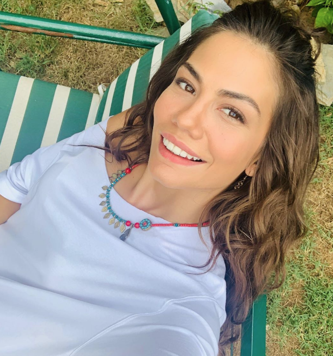 Demet Özdemir Tv8 bombası patlıyor Erkenci Kuş'un ardından yeni projesi olay - Resim: 1