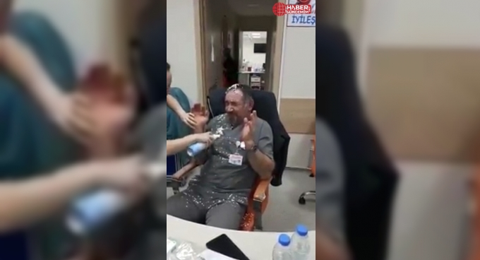 Doktor ve hemşirelerden acil serviste köpük partisi! Seks iddialarıyla çalkalanmıştı - Resim: 4