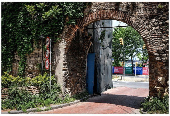 İstanbul Büyükşehir Belediyesi'nden Cibalikapı'da restorasyon rezaleti! - Resim: 1