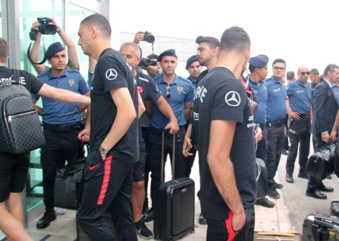 İzlanda'da meğer Türk öldürmek serbestmiş! Ordusu olmayan tek NATO üyesi - Resim: 2