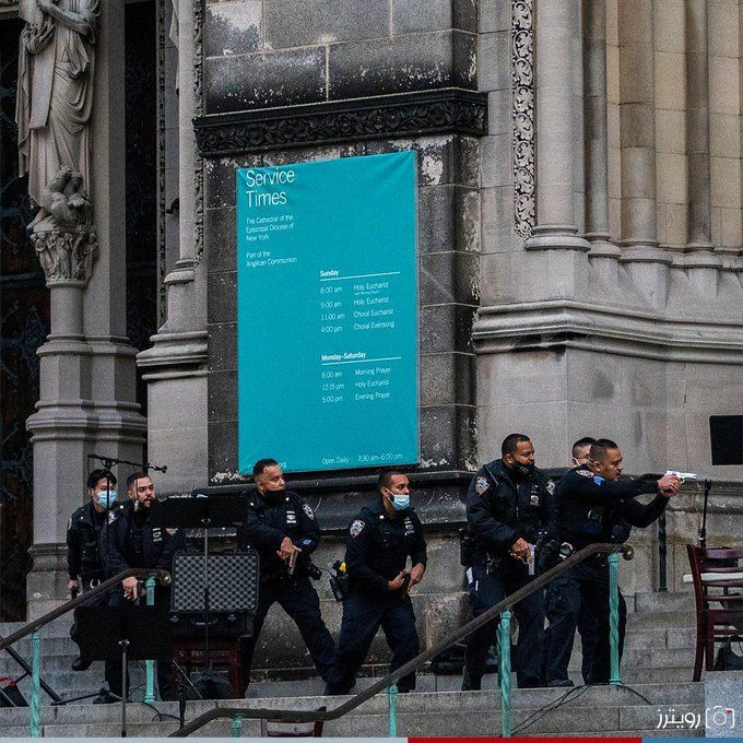 New York'ta Noel konseri sırasında havaya ateş eden saldırgan öldürüldü - Resim: 3