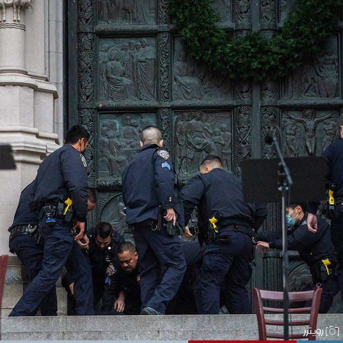 New York'ta Noel konseri sırasında havaya ateş eden saldırgan öldürüldü - Resim: 2