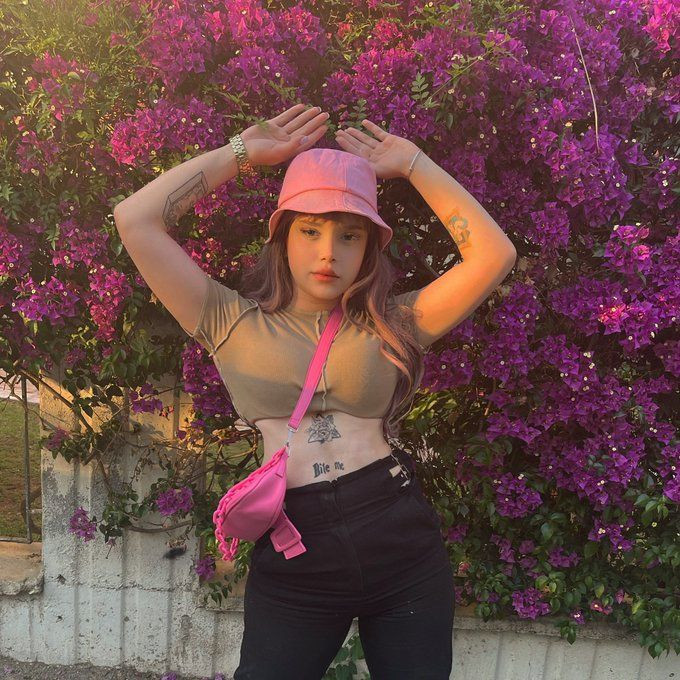 TikTok fenomeni Başak Ermiş'e oyuncu Can Topçu'dan tayt dayağı! 'Ölmek istemiyorum' - Resim: 1