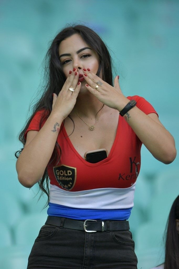 Larissa Riquelme'den 9 yıl sonra yine aynı poz - Resim: 4