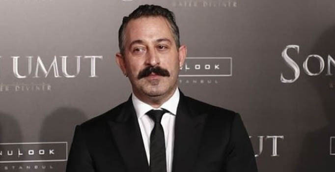 Cem Yılmaz 19 yaş küçük Merve Çağıran'la çok fena yakalandı! - Resim: 3