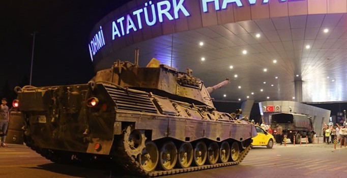 İstanbul’da 15 Temmuz gecesi saat saat neler oldu? - Resim: 3