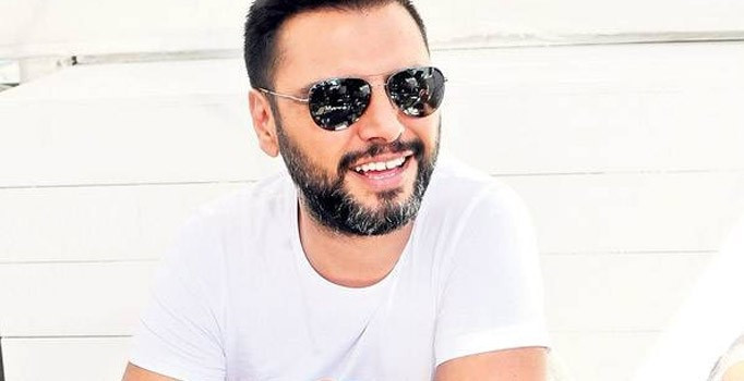 Alişan da Metin-Adriana aşkına sessiz kalmadı! - Resim: 3