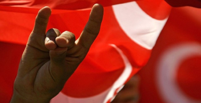 Almanya 'Bozkurt ve Rabia' işaretini yasaklıyor - Resim: 4