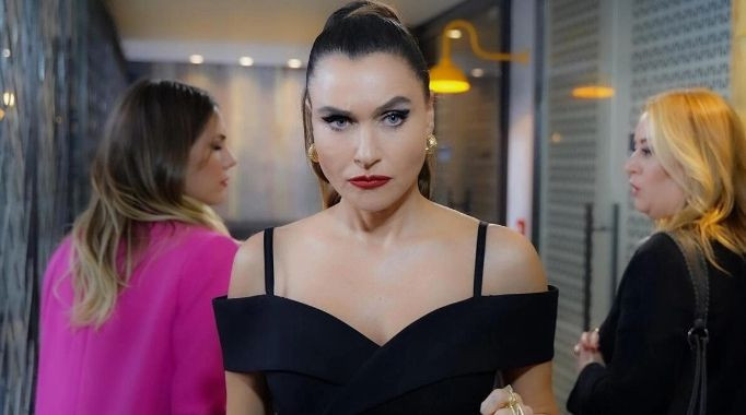 Yasak Elma sezon finalinde kim veda ediyor? Şok gelişme diziye veda eden isim sevenlerini üzdü. - Resim: 4