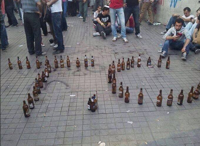 Eyleme gölge düşüren kareler - Resim: 1