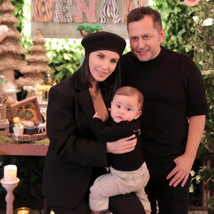 Gülşen'den cesur bikinili paylaşım geldi fotoğrafı görenler gözlerine inanamadı - Resim: 1