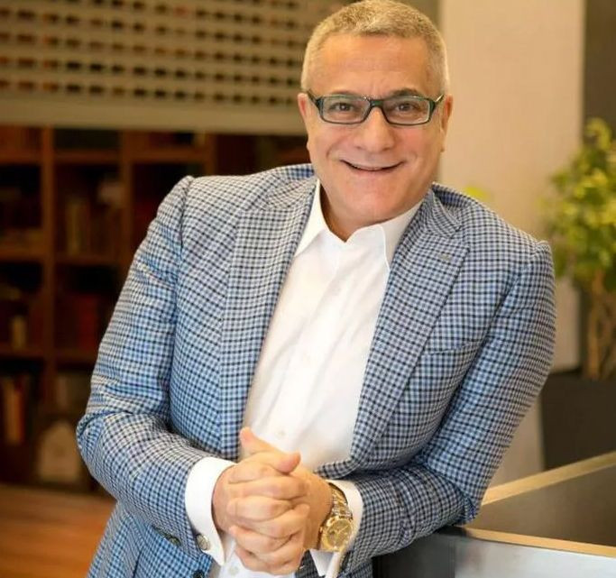 Mehmet Ali Erbil canlı yayın açıp hediye istedi! Davalık olduğu Ece Ronay acımadı: ''Yeni dilenciniz hayırlı olsun!'' - Resim: 1