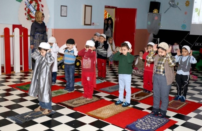 Çocuklar 15 Temmuz'u canlandırdı - Resim: 3