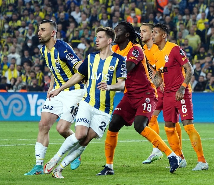 Galatasaray'ın derbi kadrosunu ifşa etti! Fenerbahçe maçı öncesi büyük kriz: İbrahim Büyükak'a tepki yağdı - Resim: 3