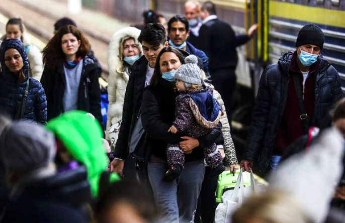 Ukraynalı mülteciler ve Suriyeliler için skandal kıyaslama: Bunlar terörist değil - Resim: 4
