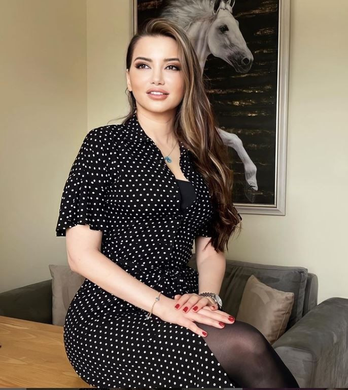 Psikolog Esra Ezmeci'yi şoke eden itiraf 'Kocamın başka erkeklerle görüntülerini izledim' - Resim: 1