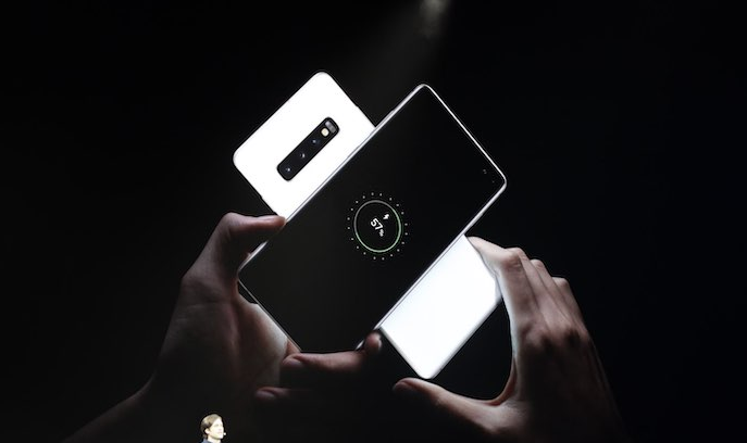 Aylardır bekleniyordu sonunda tanıtıldı! İşte karşınızsa Samsung Galaxy S10 - Resim: 1