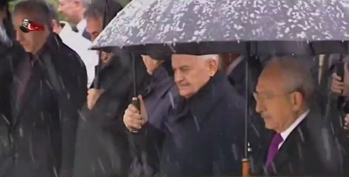 Anıtkabir'de kar altında devlet töreni böylesi görülmedi! - Resim: 2