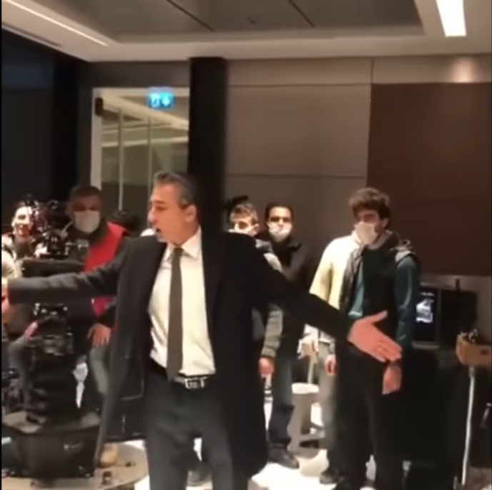 Gel Dese Aşk ekibiyle video çeken Erkan Petekkaya'dan tuzu kuru açıklama - Resim: 3