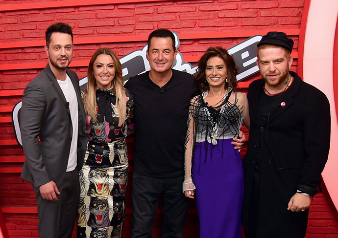 O Ses Türkiye'ye bomba gibi jüri üyesi koltuğa oturuyor! - Resim: 1