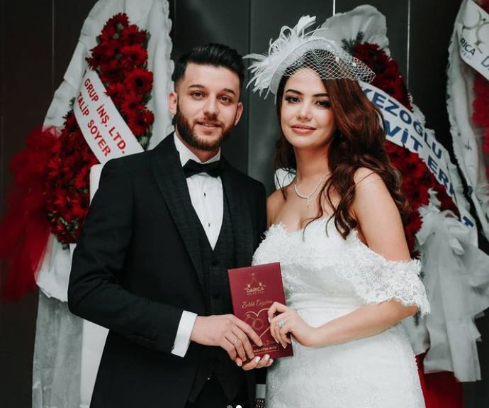 Nişanlısı Mehmet Bilir ile 2,5 aylık hamile iken evlenen Ece Ronay'dan 'boşanma' paylaşımı - Resim: 3