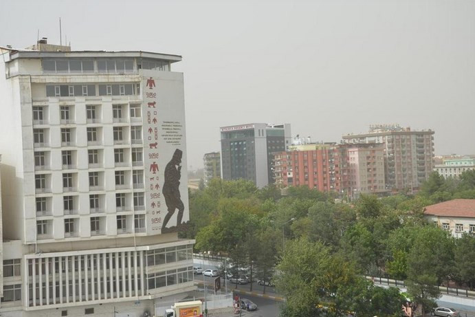 Şehirler toz bulutuna gömüldü - Resim: 3