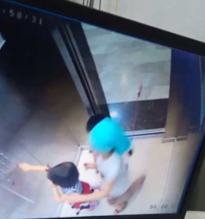 Başakşehir'de asansörde dehşet anları görüntülendi ipin bir kısmı dışarıda kalınca - Resim: 2