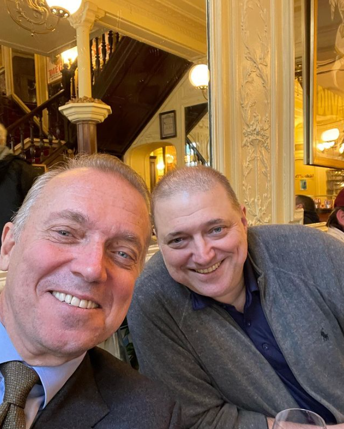 Cem Uzan kardeşi Hakan Uzan'la fotoğraf paylaştı! Hakan Uzan ne iş yapıyor? Baba Kemal Uzan hayatta mı? - Resim: 2