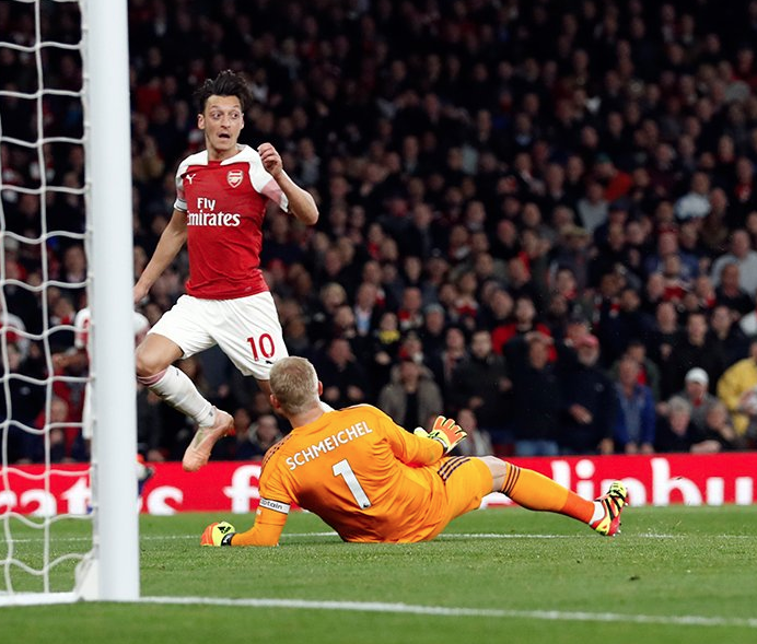 Mesut Özil'in 'Elhamdülillah' paylaşımı ortalığı salladı Almanlar kampanya başlattı - Resim: 4