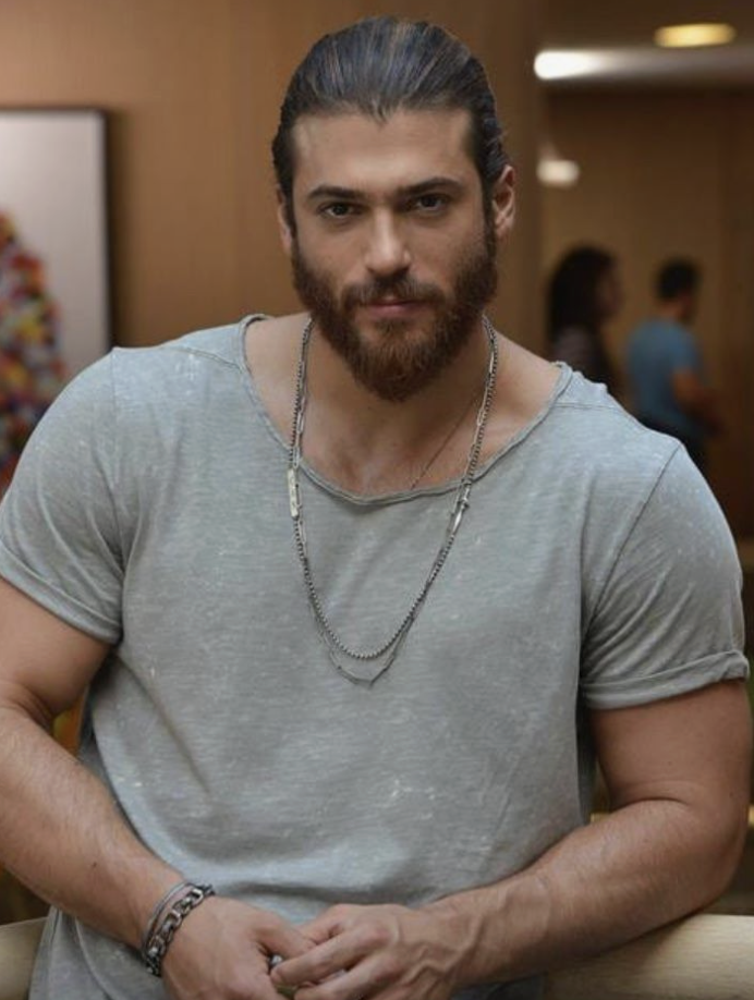 Can Yaman'dan İtalya başarısı hakkında açıklama: Nedenini bende bilmiyorum - Resim: 1
