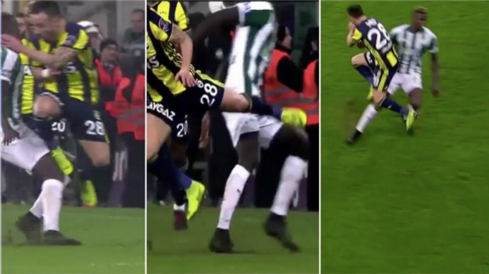 Fenerbahçelileri çıldırtan pozisyon! Valbuena'ya faul var mı yok mu? - Resim: 2