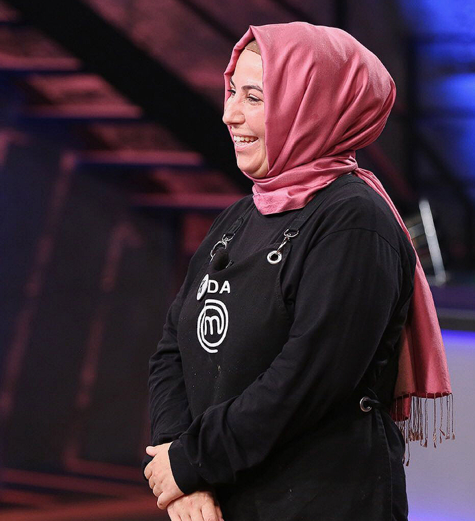 Masterchef yarışmacısı gelen yorumla çılgına döndü! Eda Karabulut soluğu savcılıkta aldı - Resim: 1