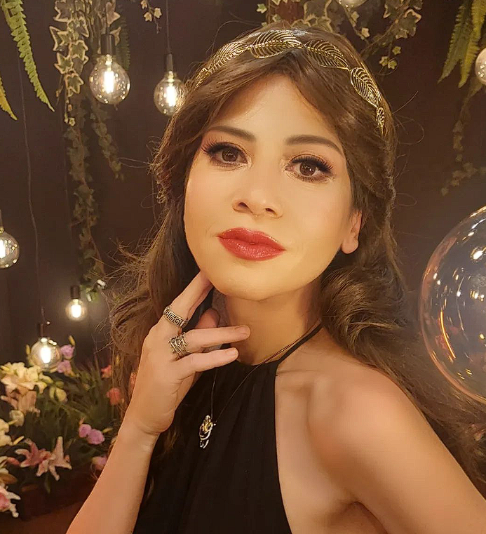 Aydilge eşine mesaj ve fotoğraf atan kadınlara seslendi: "Evli bir kadının kocasını..." - Resim: 2