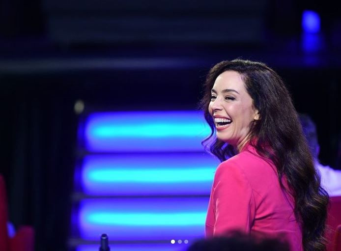 Eski Dünya Güzeli Azra Akın'dan çok konuşulacak estetik açıklaması - Resim: 1