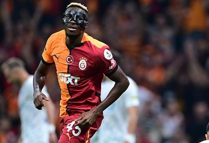 Osimhen'in sahalardan uzak kalacağı süreyi açıkladılar! - Resim: 2