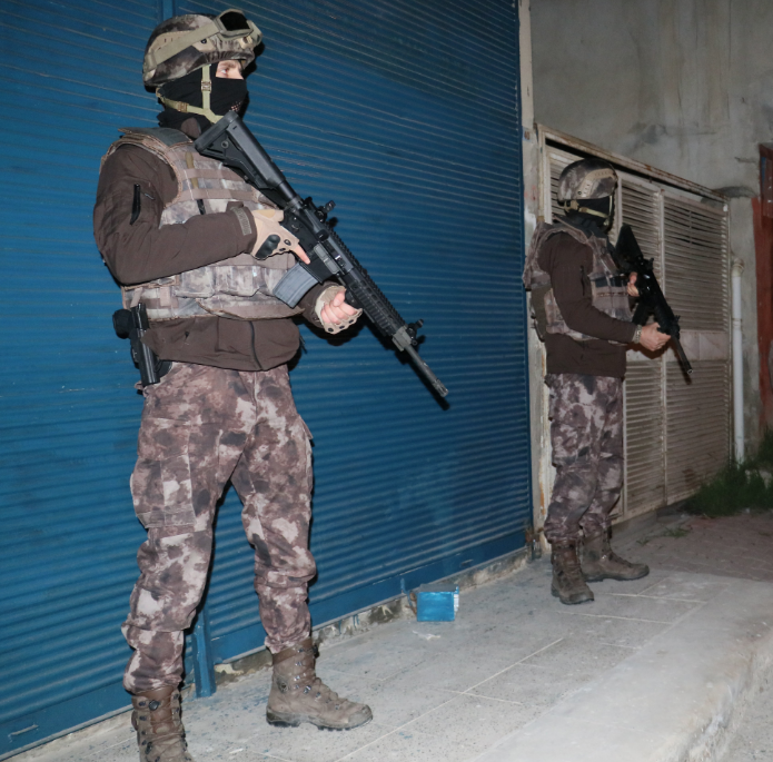 Adana merkezli 11 ilde dev operasyon: 146 gözaltı kararı - Resim: 3
