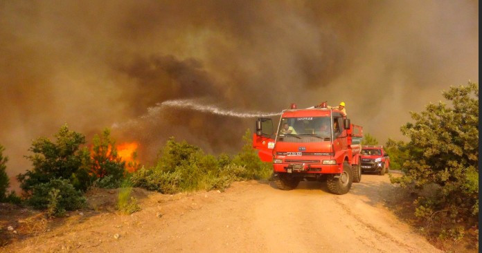Çanakkale yanıyor evler boşaltılıyor  - Resim: 2