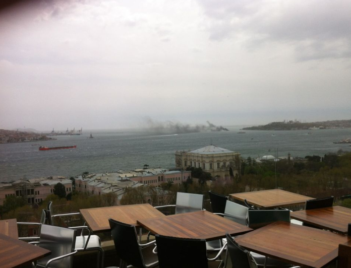 İstanbul'da kıyamet koptu - Resim: 2