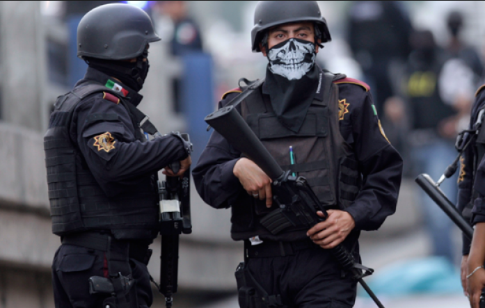 Çıplak halde linç edilip direklere bağlandılar böyle işkence görülmedi - Resim: 1