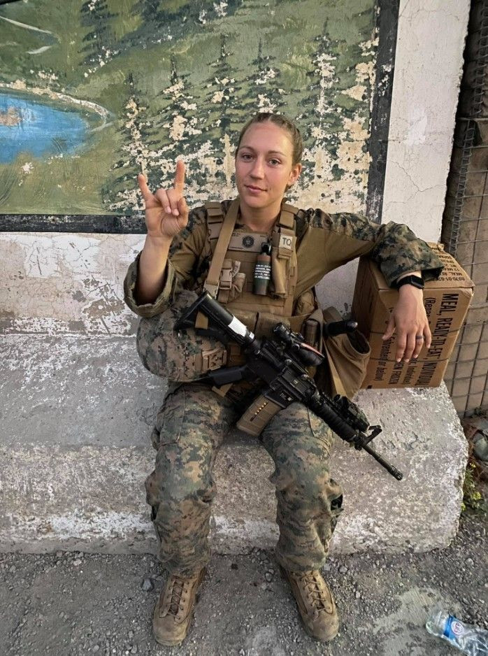 ABD ordusunda çocuklar için gönüllü olmuştu! Son fotoğrafı Afgan bebekle - Resim: 1