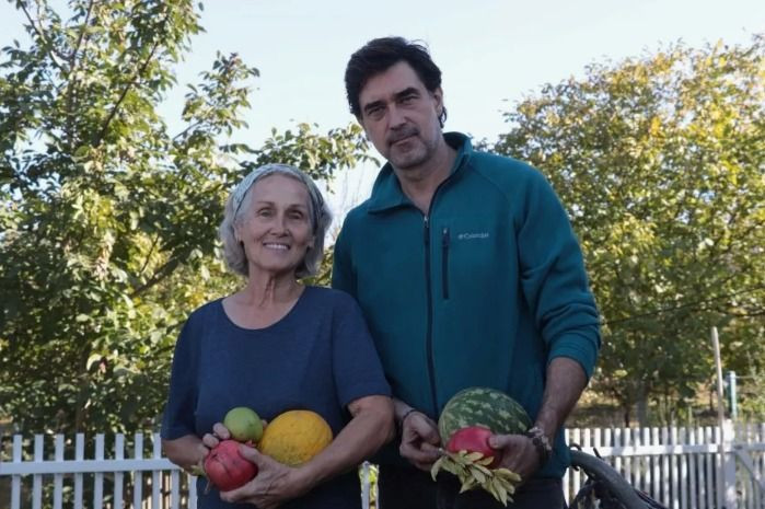 Tasını tarağını toplayıp çiftliğe yerleşmişti! Burak Hakkı'nın son halini görenler şaşırdı kaldı - Resim: 3