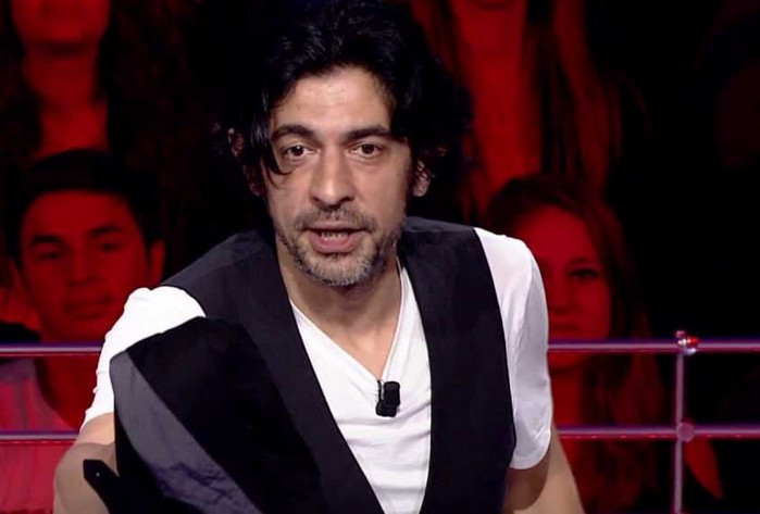 Okan Bayülgen'in başına talih kuşu kondu - Resim: 4