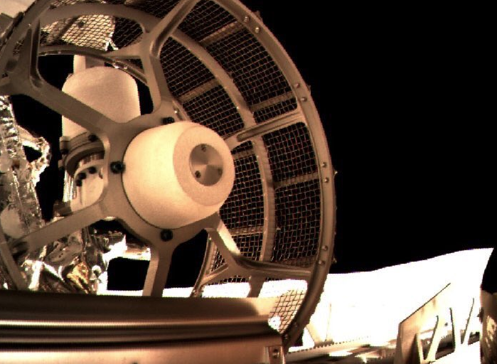 Ay'ın karanlık yüzüne inen uzay aracından ilk görüntüler - Resim: 3