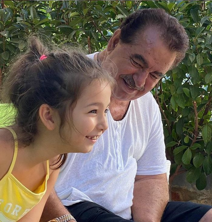 'İbrahim Tatlıses öldü mü' haberine ünlü türkücüden tepki! 'Allah cezanızı verecek' - Resim: 4