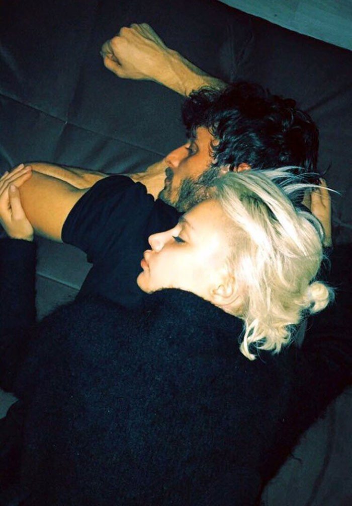 İşte Benim Stilim Ayşenur Balcı ile sevgilisinin olay pozları - Resim: 3