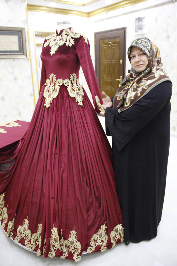 Okumayı yazmayı kendisi öğrendi üniversite mezunlarının umut kapısı oldu  - Resim: 2