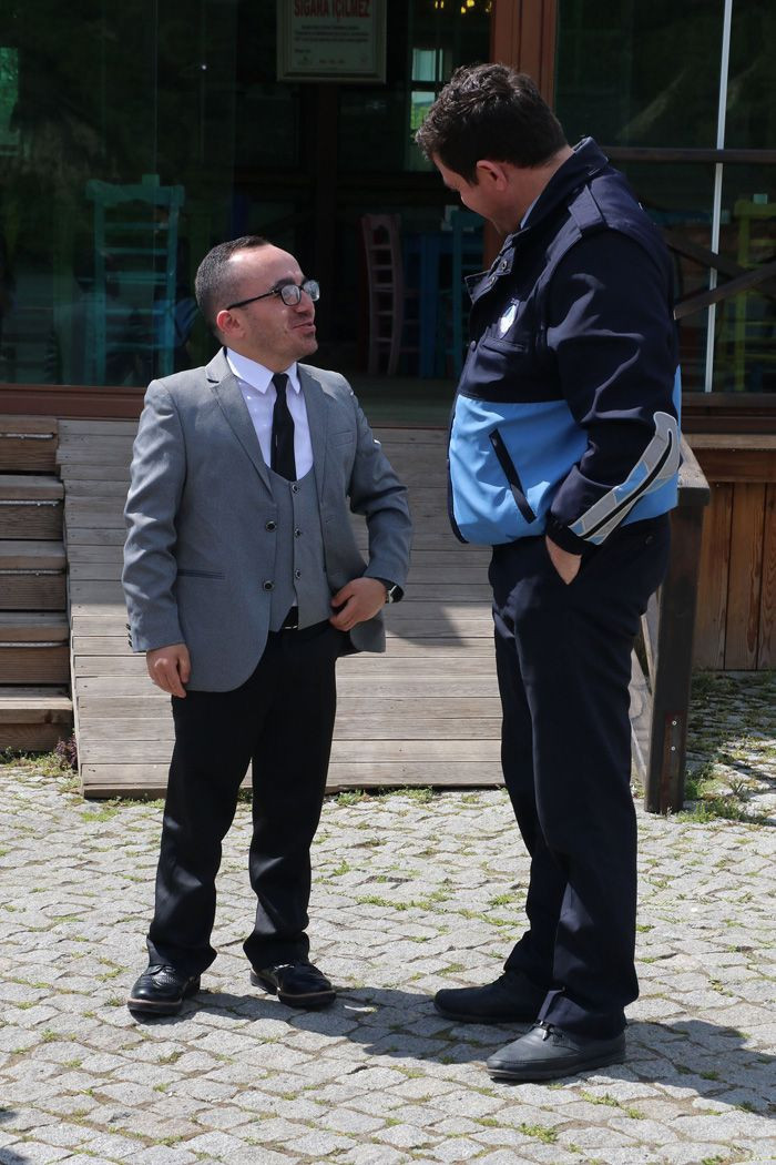 Boyu kısa muhtar adayı sandıkta uzadı - Resim: 4