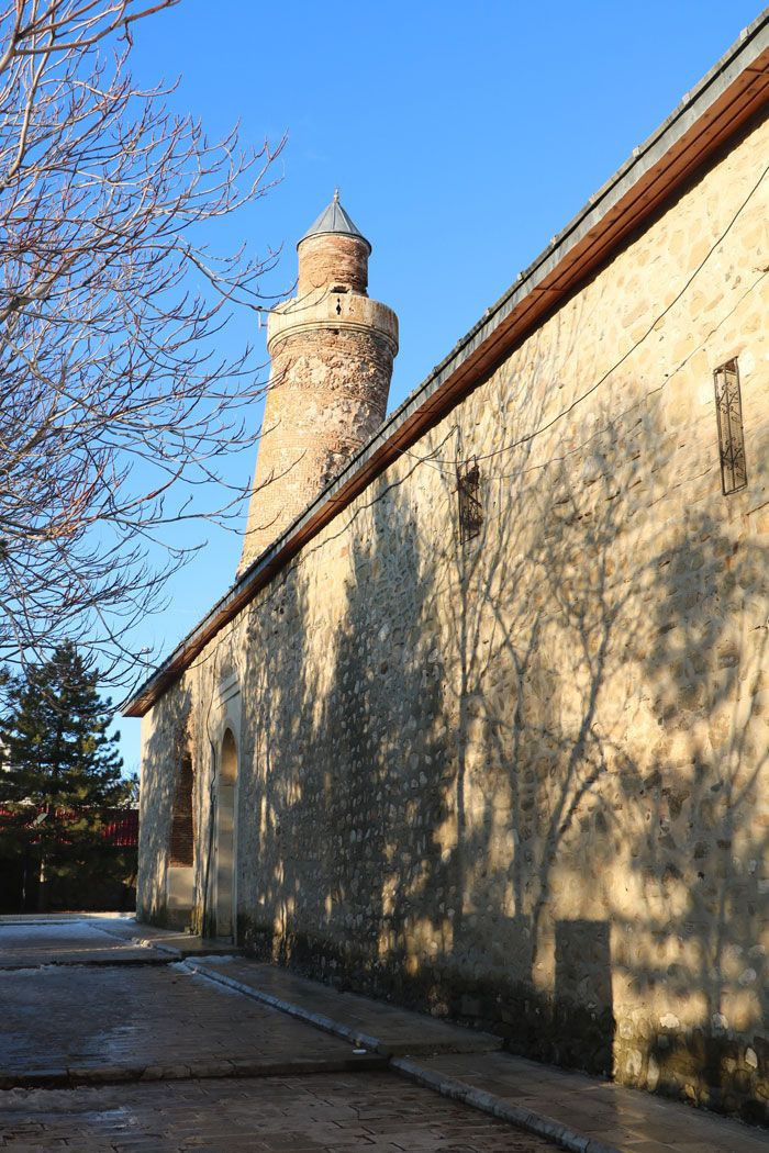 Elazığ'da Pisa kulesinden daha fazla eğik olan minare depremden etkilenmedi - Resim: 3