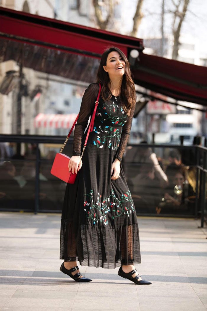 Sokak çekiminde Gizem Hatipoğlu'na yoğun ilgi - Resim: 2