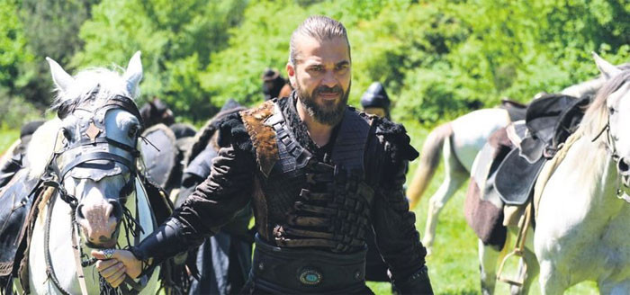Diriliş Ertuğrul dizisinde ücretler indirilecek mi? Engin Altan Düzyatan ne dedi? - Resim: 2